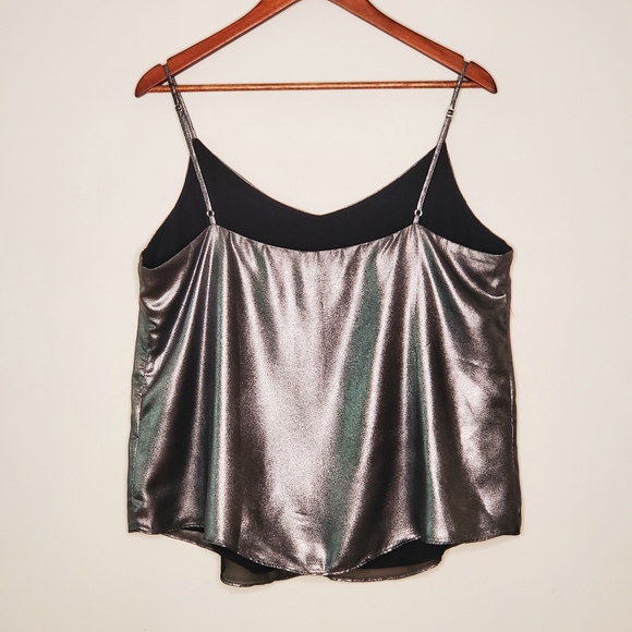 NWT Metallic Silver Ladies Tank Top - Picture 2 of 5